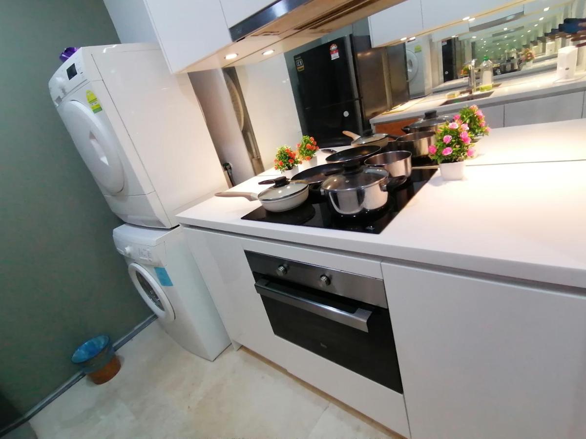 Vortex Suites Near Klcc 吉隆坡 外观 照片